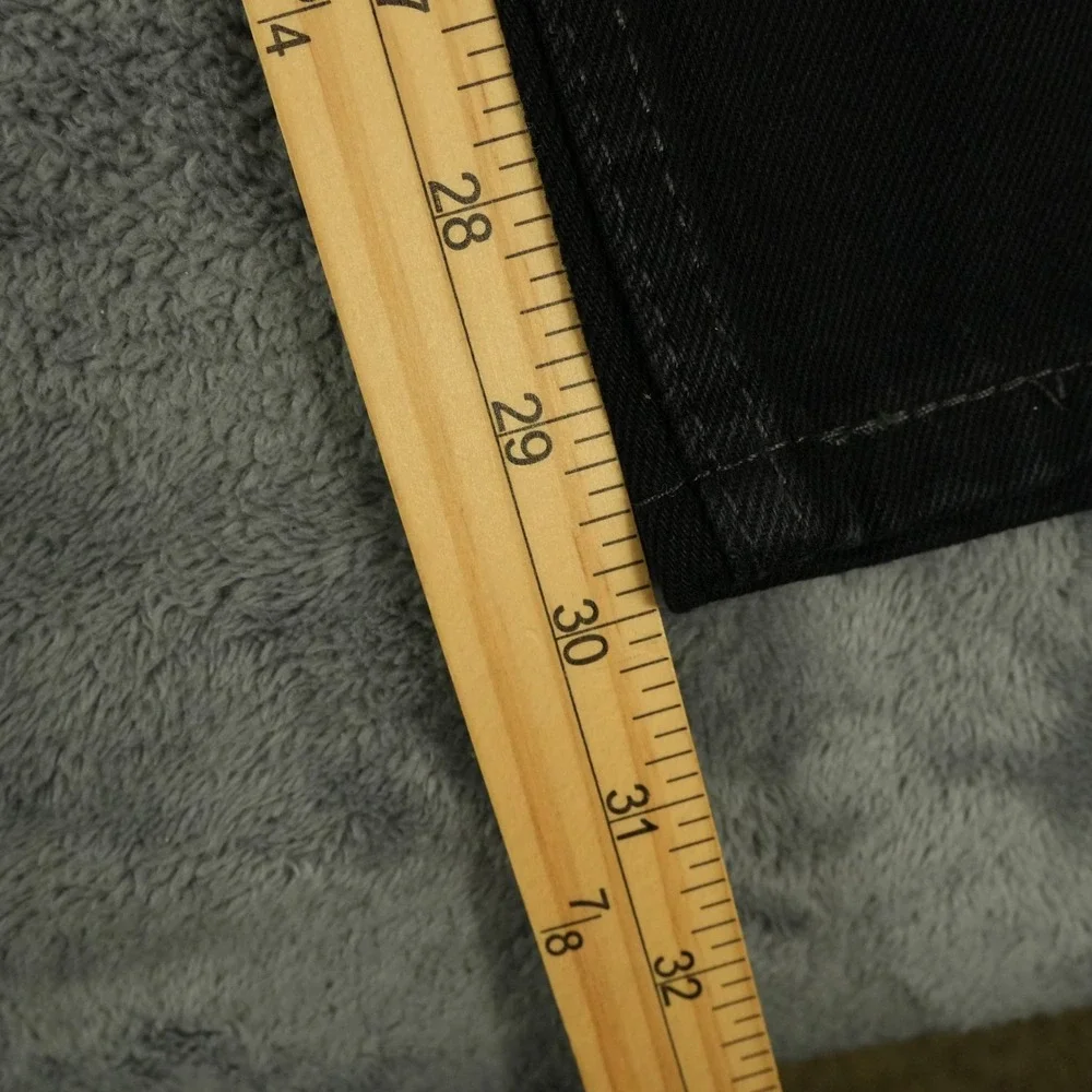 Levi's 550 Relaxed Jeans Mens 33x30 Black Denim Tapered Leg Zip Fly Cotton